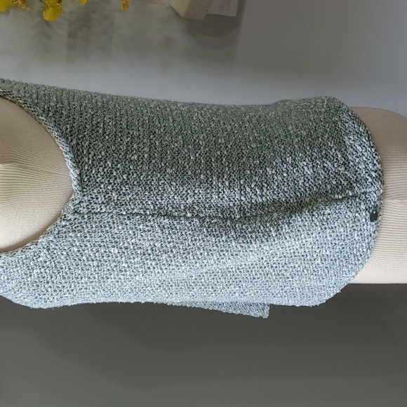 ROXY, green tank top size medium. Variegated green white knit. Size medi… - Picture 4 of 10